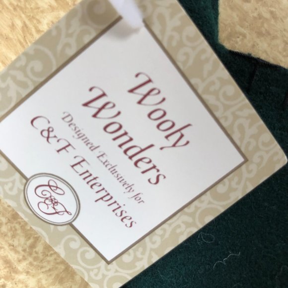 C & F Creations 20" 3D TOP Dog FELT Christmas Stocking Plush Textured Joy New - Picture 10 of 11